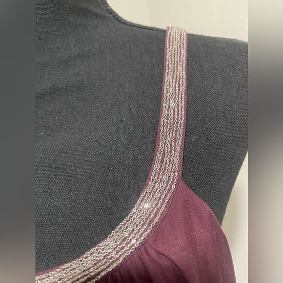 Burgundy Top 100% Silk - Picture 3 of 7